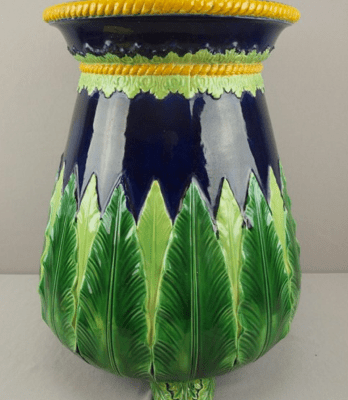 George-Jones-majolica-pointed-leaves-garden-seat.jpg George Jones pointed leaves garden seat