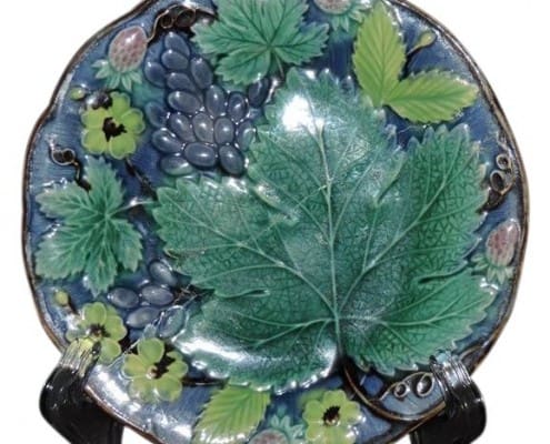 Gustavsberg-majolica-leaf-plate-Wedgwood-style