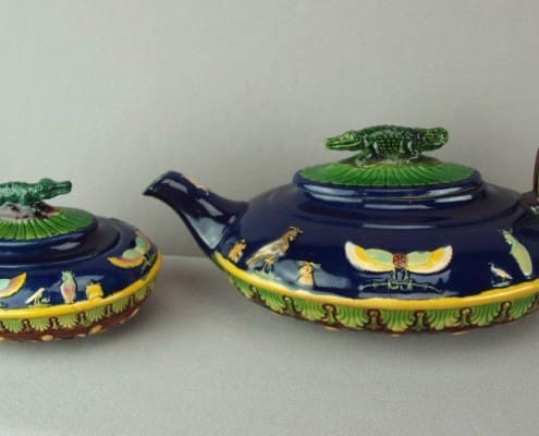 Schiller-majolica-crocodile-tea-set