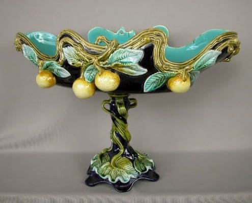 Schiller-majolica-fruit-compote