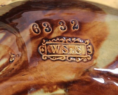 Schiller-majolica-mark